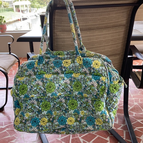 Large Danielle Morgan quilted tote - Picture 2 of 2